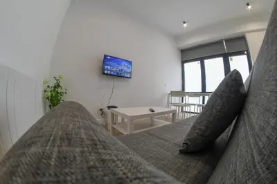 Una televisión o centro de entretenimiento en The Matadors Retreat