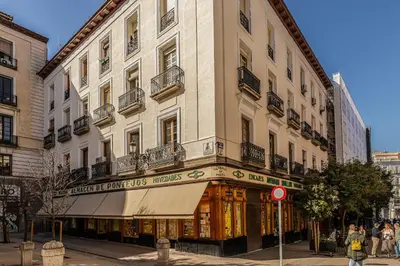 Edificio en el que se encuentra el apartamento