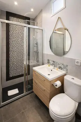 Un baño de Plaza Mayor City Center Apartment