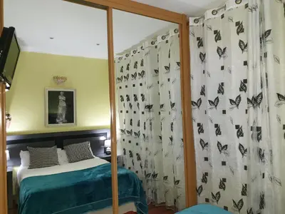 Cama o camas de una habitación en CENTRO MADRID, Las Letras