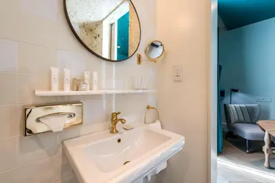 Un baño de Vincci The Mint