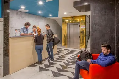 Clientes alojados en Mola Hostel