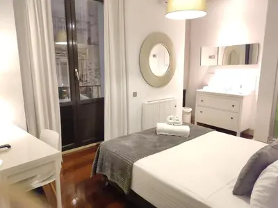 Cama o camas de una habitación en Madrid House Rooms