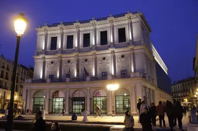 Edificio en el que se encuentra el apartamento