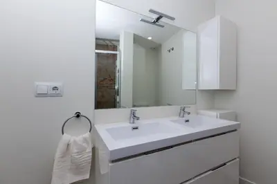 Un baño de BookinMadrid - Plaza Mayor - Plaza Cascorro