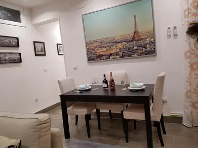 Zona de estar de Serenity Place Tirso Molina