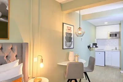 Una cocina o zona de cocina en L&H La Latina Selection