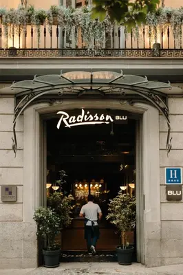 Clientes alojados en Radisson Blu Hotel, Madrid Prado