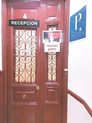 El vestíbulo o zona de recepción de Pensión Berti Madrid