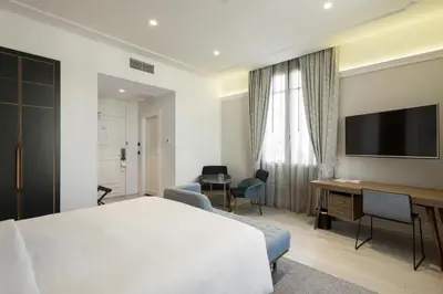Cama o camas de una habitación en DoubleTree by Hilton Madrid-Prado