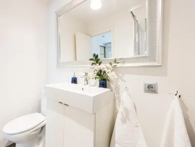 Un baño de Urban Santa Ana Madrid Centro