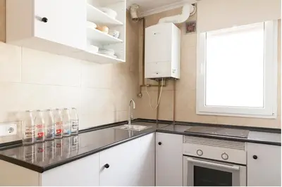 Una cocina o zona de cocina en For You Rentals parque del retiro apartment TEMPORAL LDR286