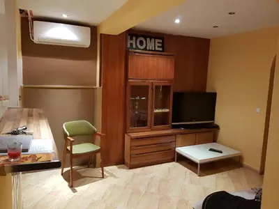 Una televisión o centro de entretenimiento en Pradera de San Isidro