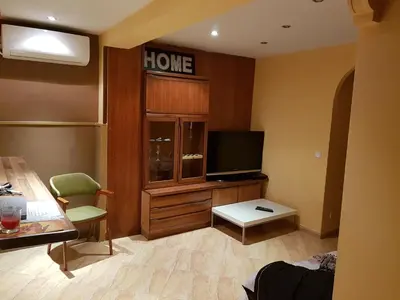 Una televisión o centro de entretenimiento en Pradera de San Isidro