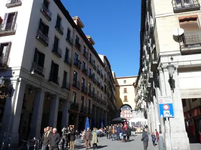 Clientes alojados en Apavonia Apartamento Madrid Centro Calle Toledo