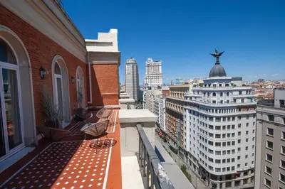 Edificio en el que se encuentra el apartamento
