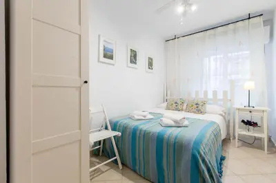 Cama o camas de una habitación en Apavonia Apartamento 3 dormitorio Distrito Latina Madrid