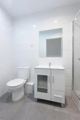 Un baño de Apartamentos Day Madrid PUERTA DEL SOL