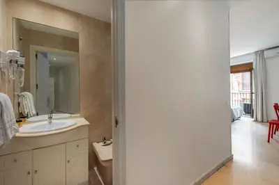 Un baño de Hostal Castilla II Puerta del Sol