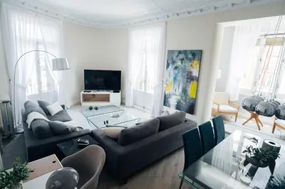 Zona de estar de Premium Home Gran Vía