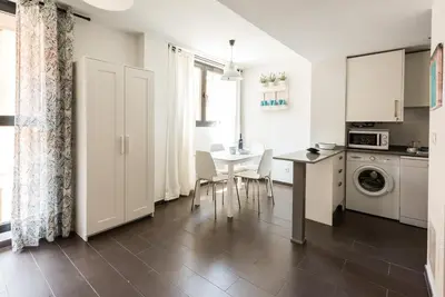 Una cocina o zona de cocina en Apavonia Apartamento 2 Dormitorios Distrito Latina Madrid