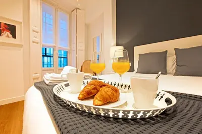 Comida en o cerca de este apartamento
