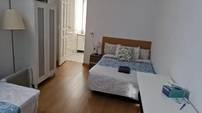Cama o camas de una habitación en Estudio Grande Madrid Centro