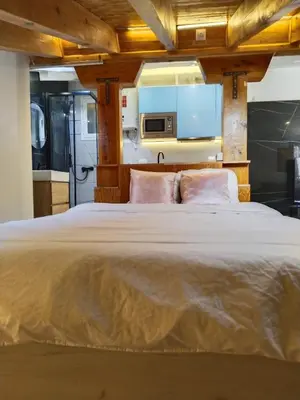 Cama o camas de una habitación en Apartments Plaza Mayor, Madrid Center