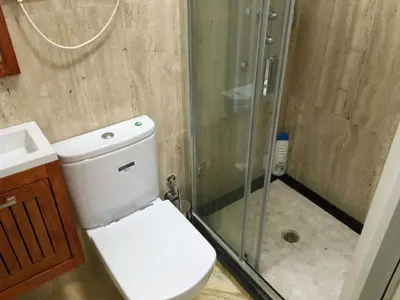 Un baño de Plaza Mayor-Rastro WF