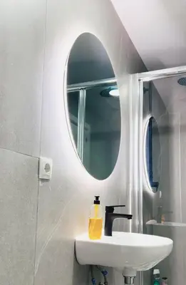 Un baño de Hostel 18