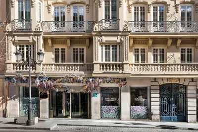 Edificio en el que se encuentra el hotel