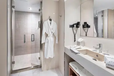 Un baño de Catalonia Plaza Mayor