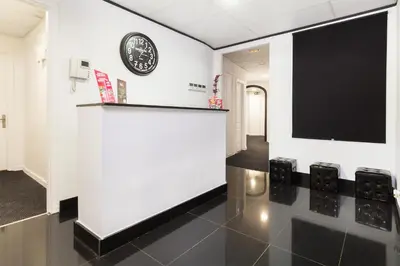 Una cocina o zona de cocina en Gran Via 63 Rooms