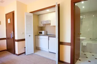 Una cocina o zona de cocina en Espahotel Plaza Basílica