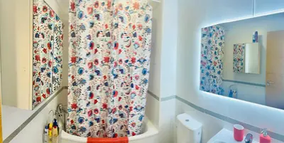 Un baño de ATICO & TERRAZA a 6 minutos en metro de ATOCHA estacion central
