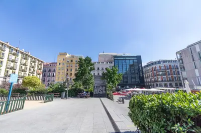 Edificio en el que se encuentra el apartamento