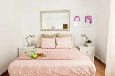 Cama o camas de una habitación en Apartamento totalmente equipado en el centro de Madrid