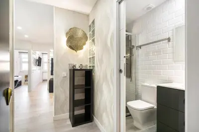 Un baño de Plaza España Apartment