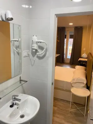 Un baño de Hostal Alaska