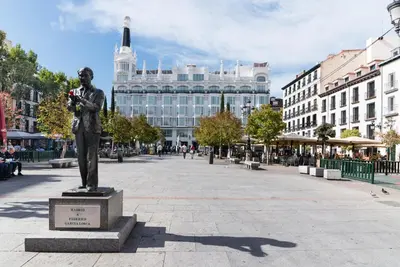 Edificio en el que se encuentra el albergue