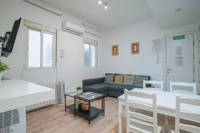 Plano de Cozy apartment- 2Bedrooms 1Bathroom-Salamanca