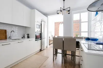 Una cocina o zona de cocina en Bright Cozy 2BD 2BTH with Balcony - Chueca