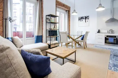 Una cocina o zona de cocina en Cozy with Balconies - 1Bedroom 1Bathroom - Sol