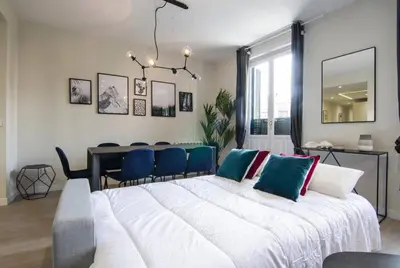 Cama o camas de una habitación en Design apartment in Madrids Downtown - 3BD 2BT