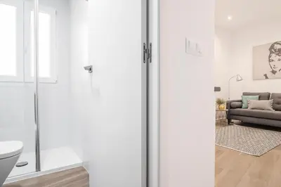 Un baño de Waou Malasaña I - Alquiler Corta Duración