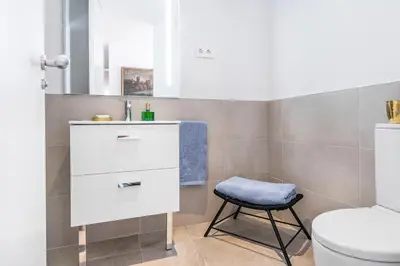 Un baño de Waou Plaza de España VII - Alquiler Corta Duración