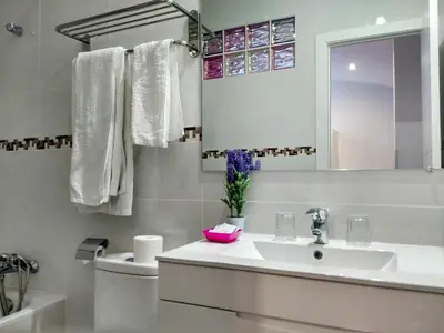 Un baño de Hostal Bruña Paseo del Prado