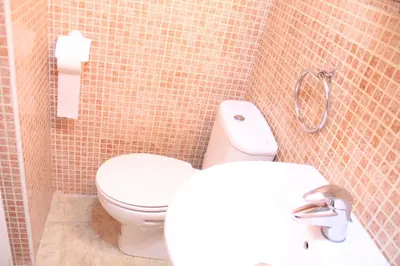Un baño de Apartments Heart of Madrid