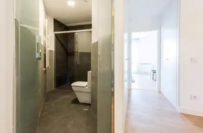 Un baño de Plaza de España Skyline