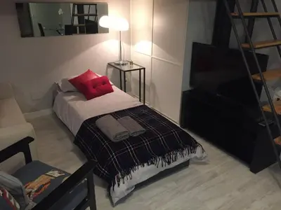 Cama o camas de una habitación en Moderno Apartamento en Lavapiés